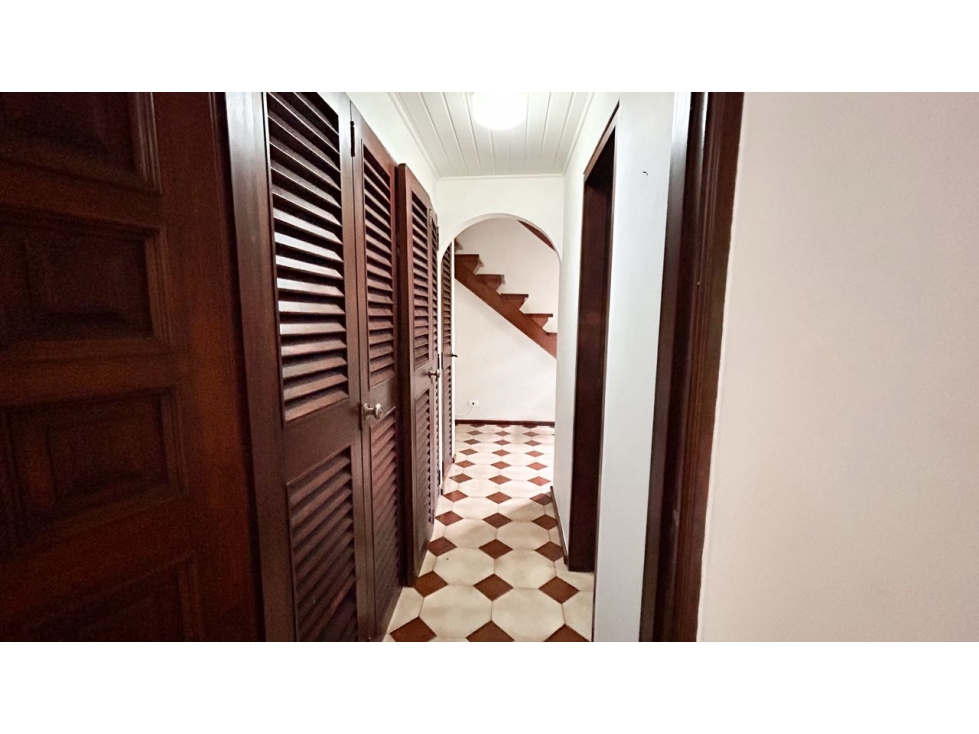 APARTAESTUDIO EN LAS LOMAS A 2 MINUTOS DE PROVENZA — foto 4