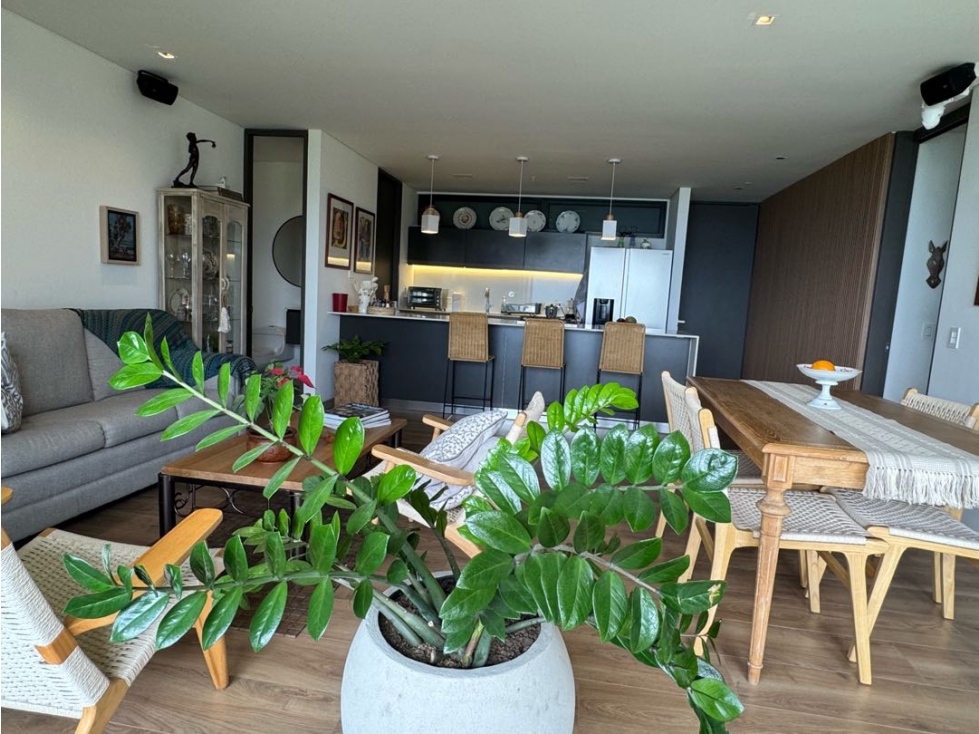 Apartamento en el Poblado Las Palmas con hermosa vista — foto 2