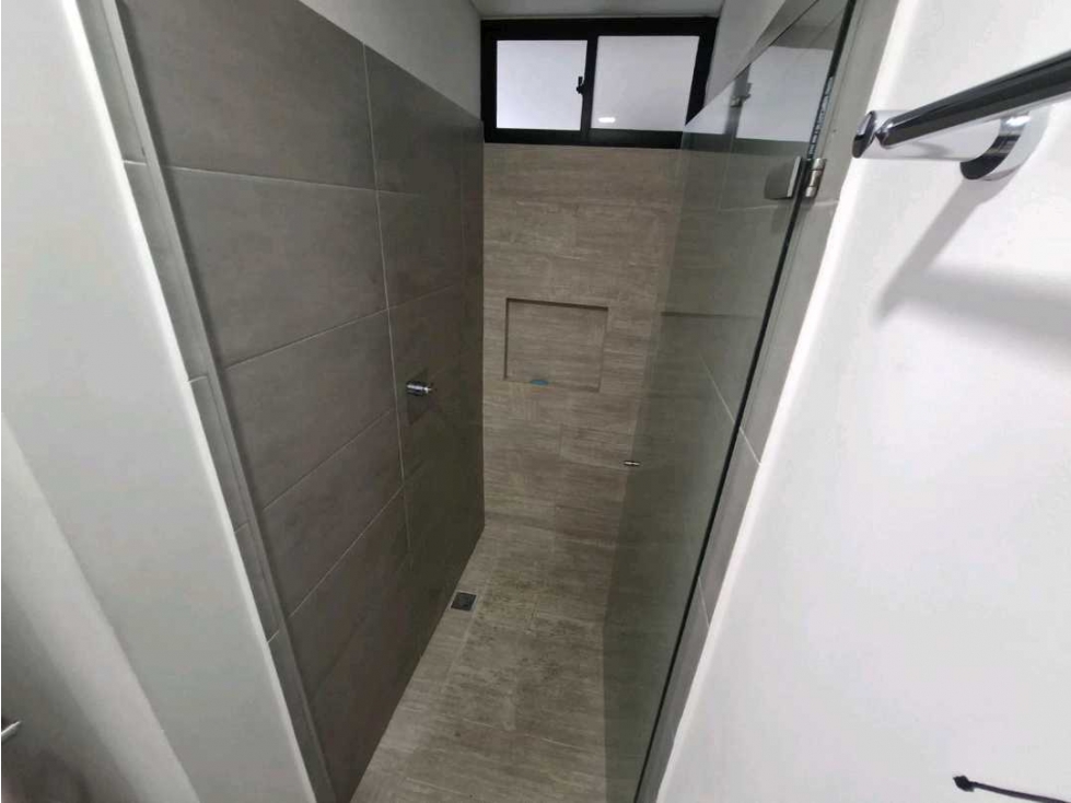 APARTAESTUDIO EN VENTA AV. CENTENARIO - 6