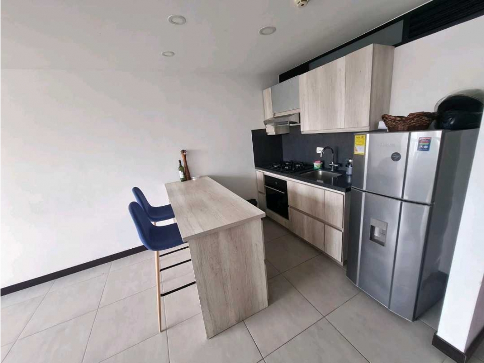 APARTAESTUDIO EN VENTA AV. CENTENARIO - 4
