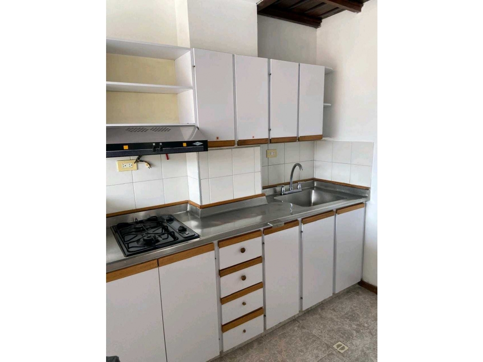 APARTA-ESTUDIO EN VENTA EN BELEN FATIMA. 5 PISO SIN ASCENSOR. — foto 5