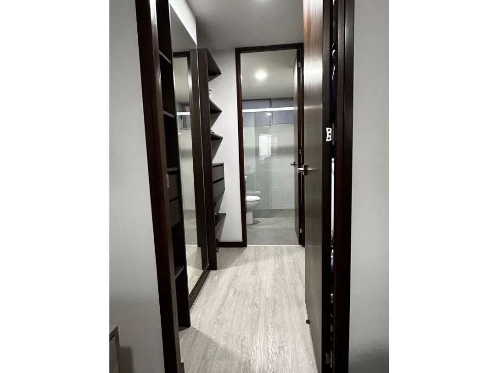 Apartaestudio en venta en El Poblado sector altos del poblado — foto 6