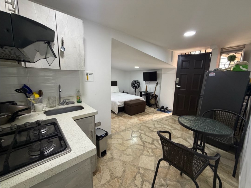 Apartaestudio amoblado en Venta en Laureles — foto 2