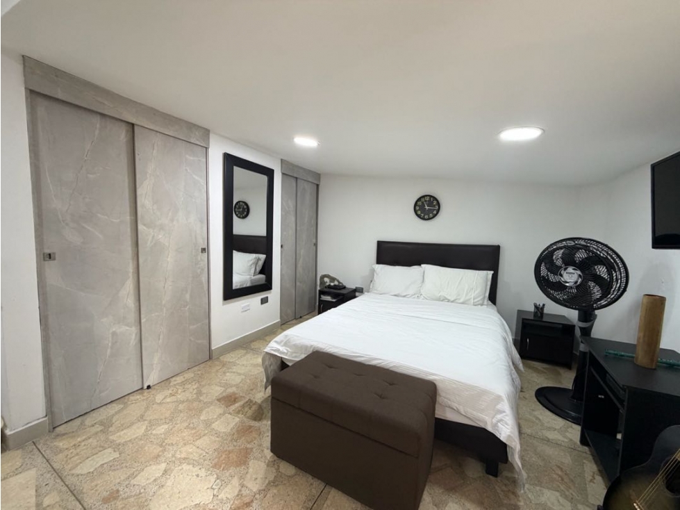 Apartaestudio amoblado en Venta en Laureles — foto 4