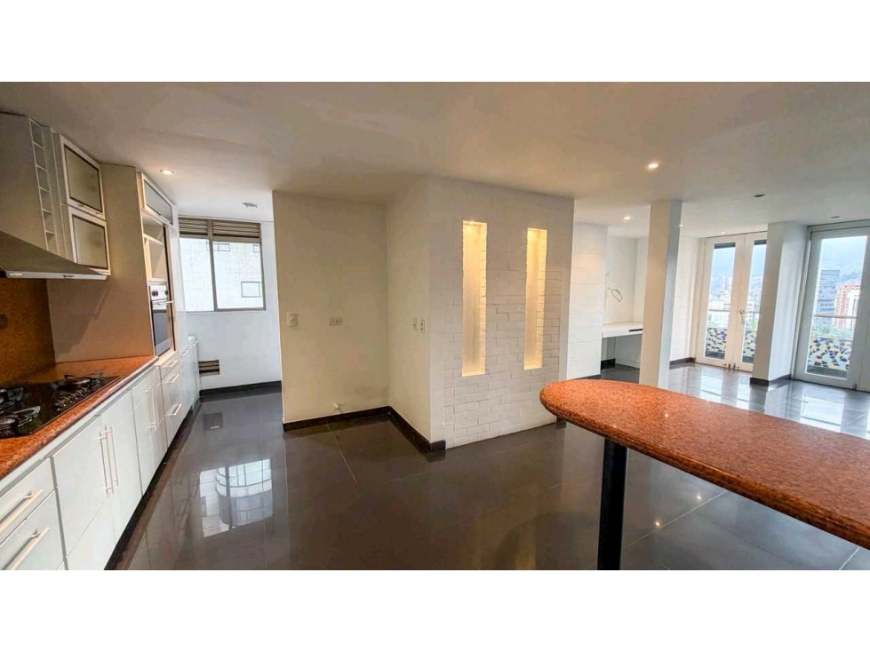APARTAESTUDIO EN VENTA MEDELLÍN, EL POBLADO.Santafe. Oviedo.Aguacatala — foto 2