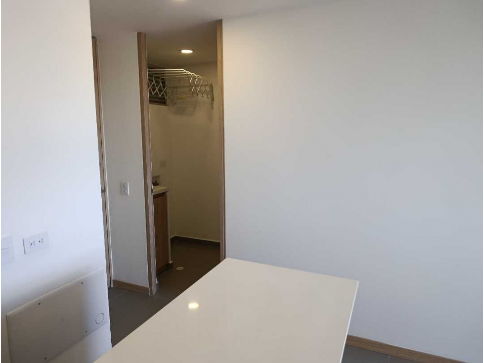 APARTAESTUDIO EN VENTA SECTOR GUAYABAL, MEDELLIN — foto 6