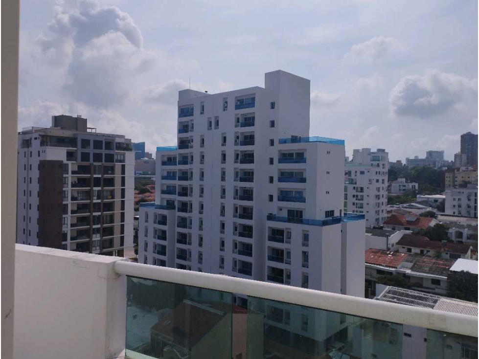 APARTAESTUDIO EN VILLA SANTOS EXCELENTE VISTA, CUENTA CON DOS BAÑOS