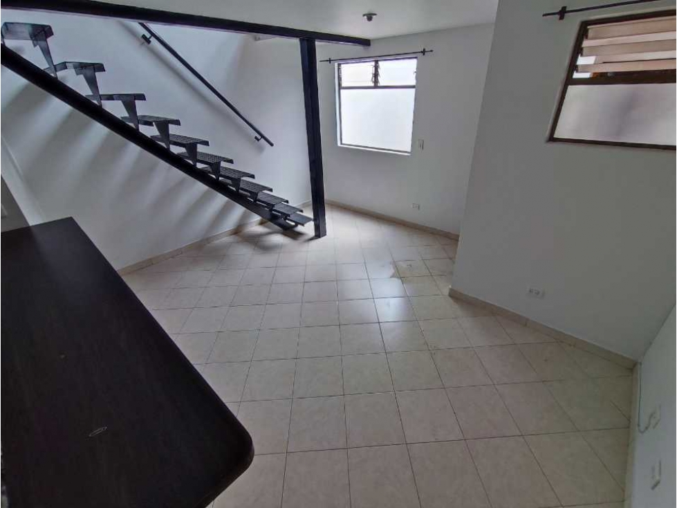 APARTAESTUDIO INTERNO EN VENTA SALVADOR, MEDELLIN PISO 3 — foto 3
