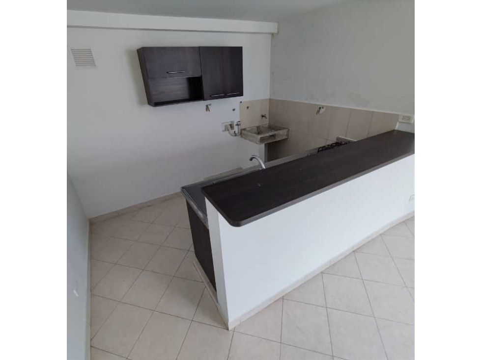 APARTAESTUDIO INTERNO EN VENTA SALVADOR, MEDELLIN PISO 3 — foto 5
