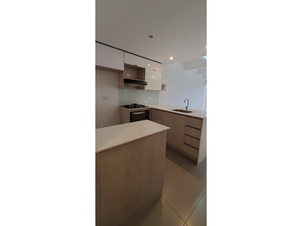 APARTAESTUDIO LOMA DE LOS BERNAL PARTE BAJA 57 M2, 450 MILLONES NEGOCI — foto 5