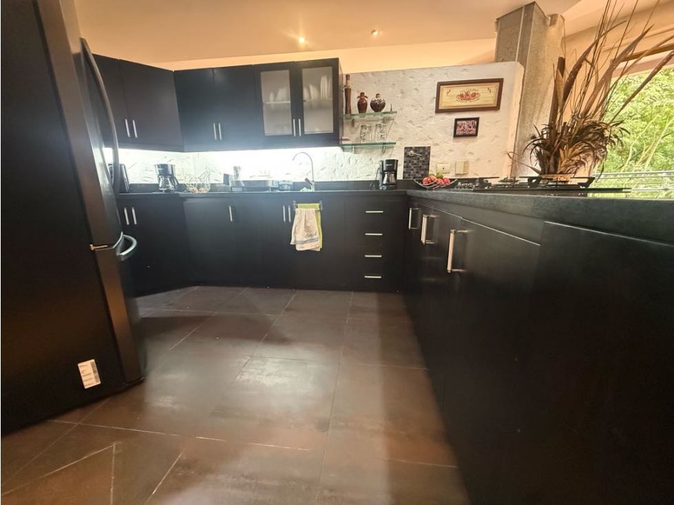 Venta de Apartaestudio Loma del Encierro Poblado — foto 5