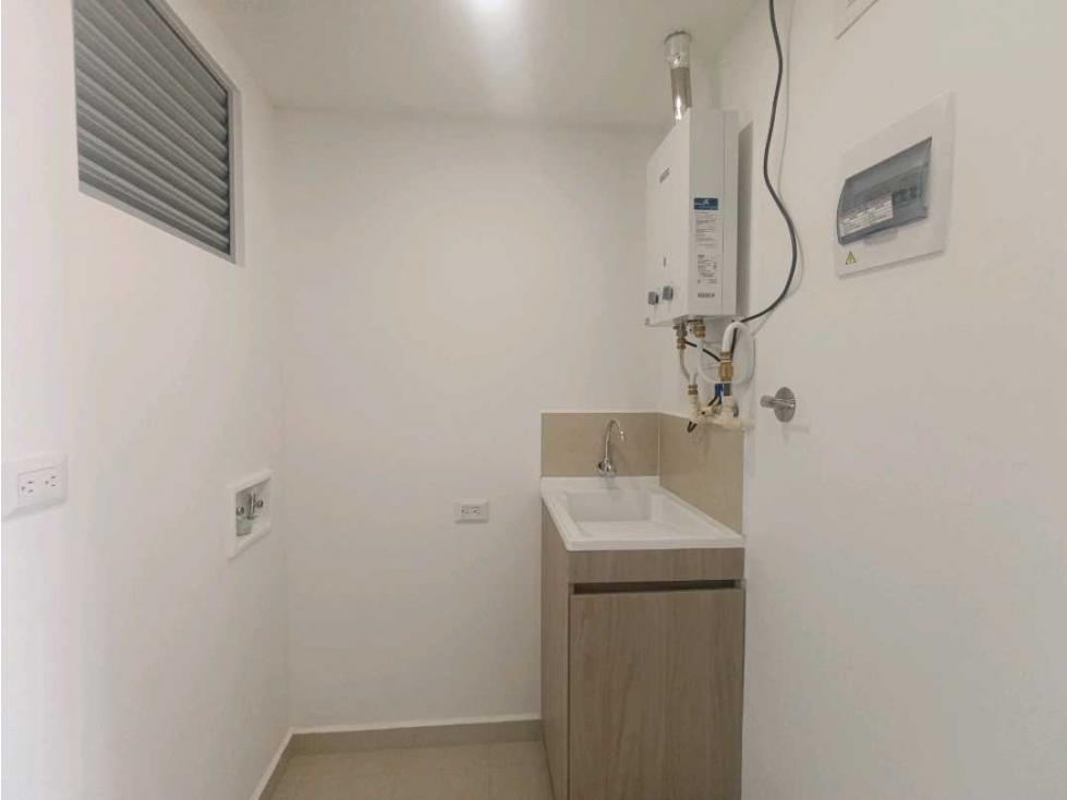 APARTAESTUDIO PARA LA RENTA EN RIONEGRO SECTOR SAN NICOLAS — foto 3