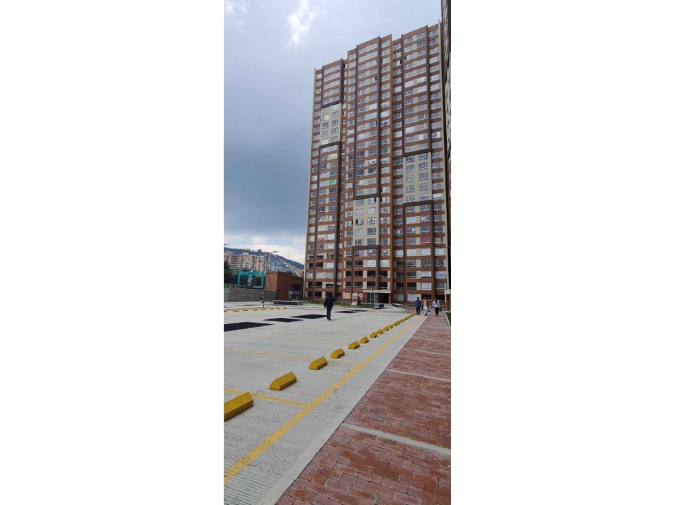 VENDO APARTAMENTO NUEVO PISO ALTO EXTERIOR - CALLE 170 GILMAR