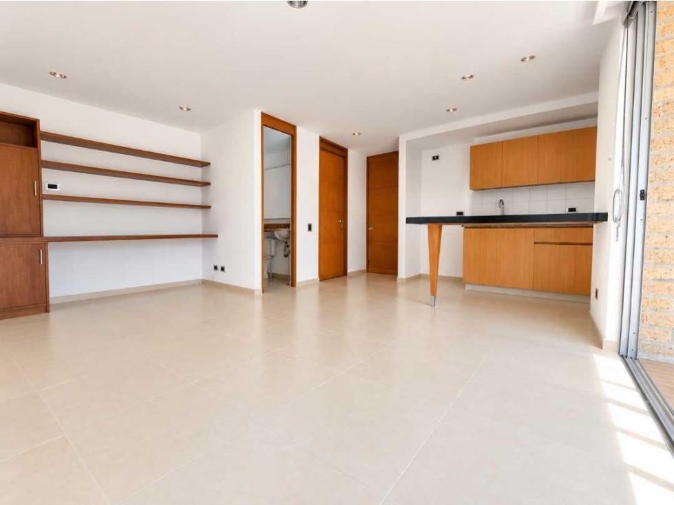 APARTAESTUDIO PARA LA VENTA EL POBLADO SECTOR TESORO