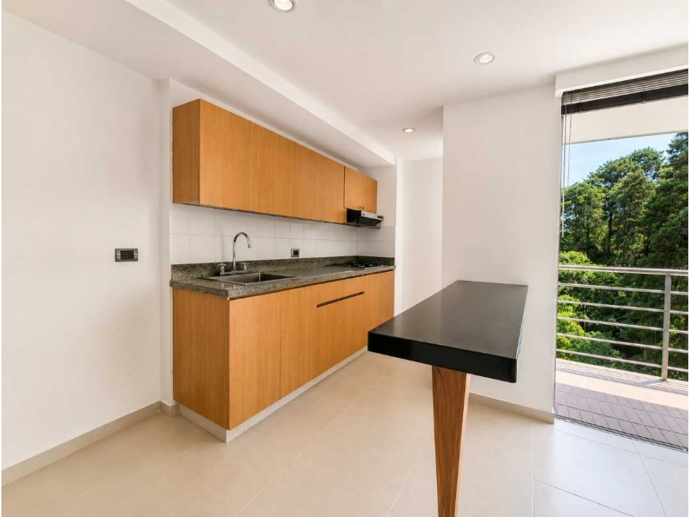 APARTAESTUDIO PARA LA VENTA EL POBLADO SECTOR TESORO — foto 3