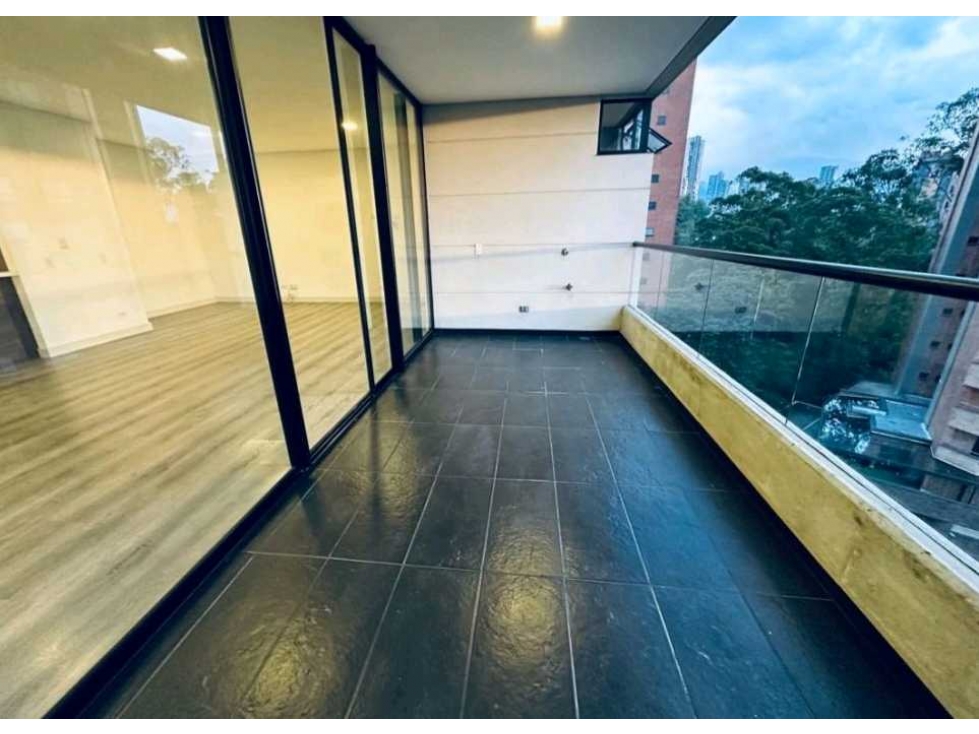 APARTAESTUDIO PARA LA VENTA EN EL POBLADO.