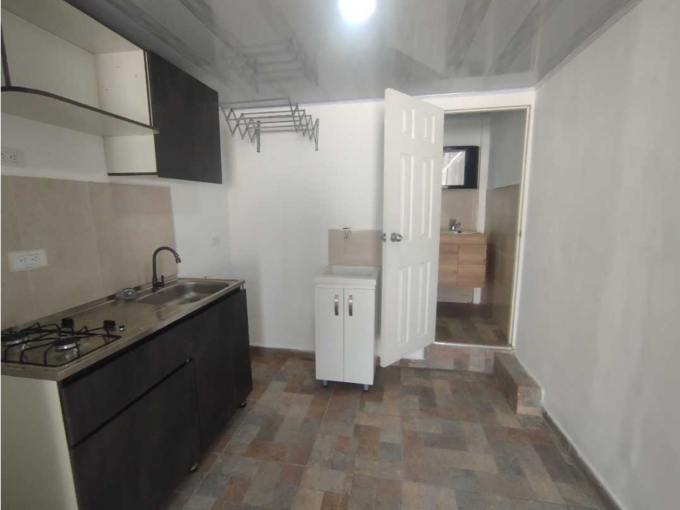 APARTAESTUDIO PARA RENTA EN BELEN LAS MERCEDES-404 — foto 3