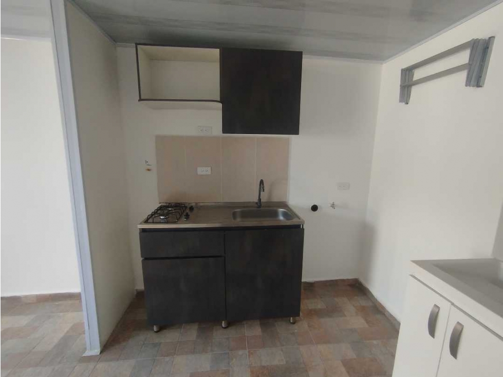 APARTAESTUDIOS BELEN LAS MERCEDES, LIBRE DE SERVICIOS E INTERNET — foto 4