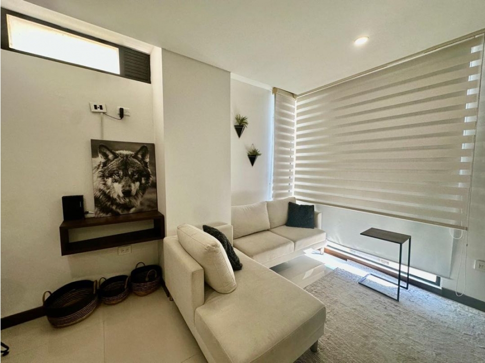 APARTAESTUDIO.AMOBLADO EN ARRIENDO. EXCELENTE UBICACION