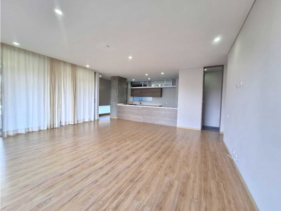 APARTAMENO VENTA/ARRIENDO LOMA.DE.LOS.PARRAS — foto 2