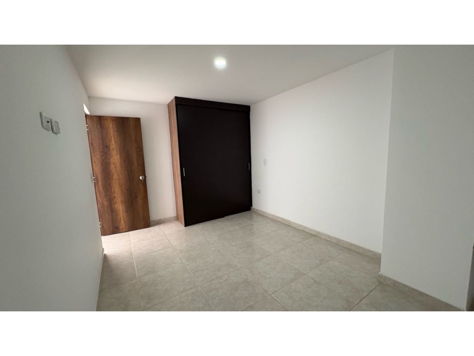 Apartamenro en venta a una cuadra del parque de SABANETA — foto 6