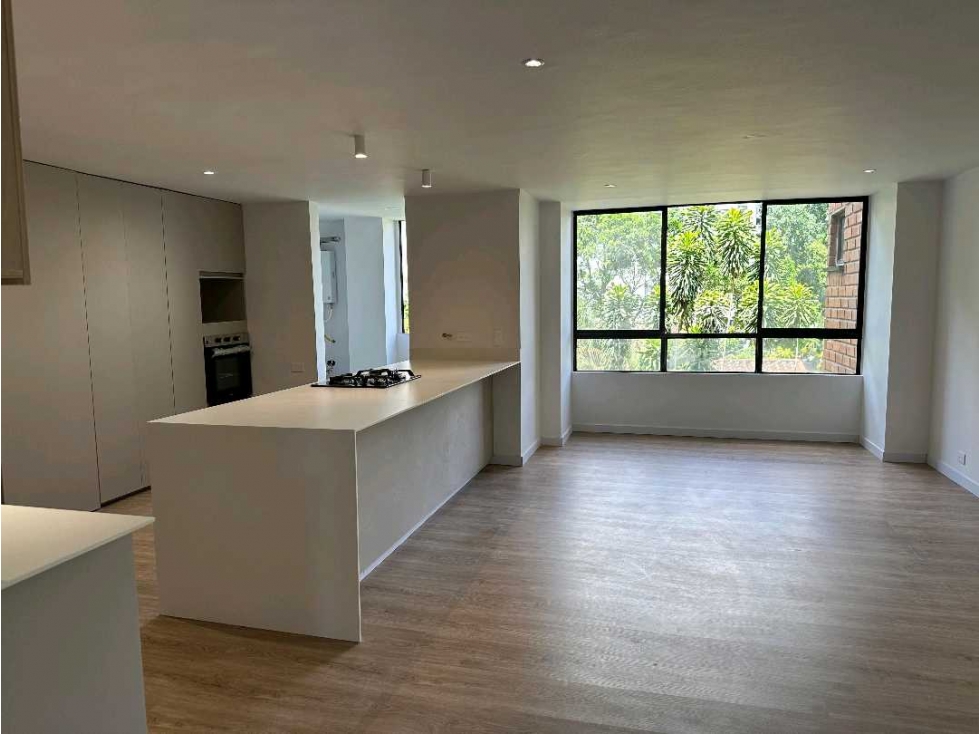 APARTAMENTO.100% REMODELADO CERCA A ZONA DOS SUR — foto 3