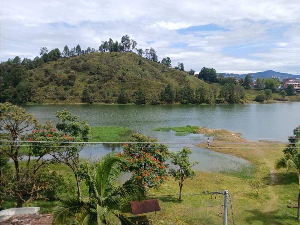Apartamento 160 m² Guatapé Frente Represa $750 Millones — foto 2