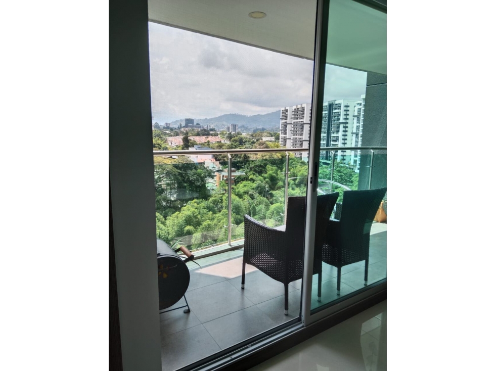 SE VENDE APARTAMENTO EN LA CASTELLANA — foto 3