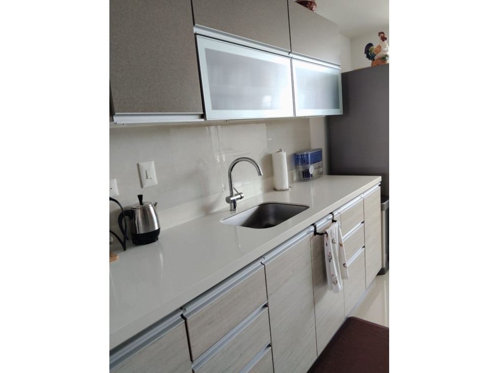 SE VENDE APARTAMENTO EN LA CASTELLANA — foto 5