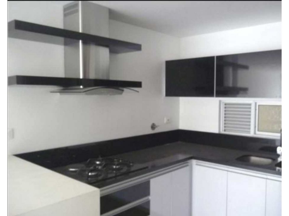 Apartamento 2 alcobas Conjunto Cerrado Av. Alberto Mendoza Manizales