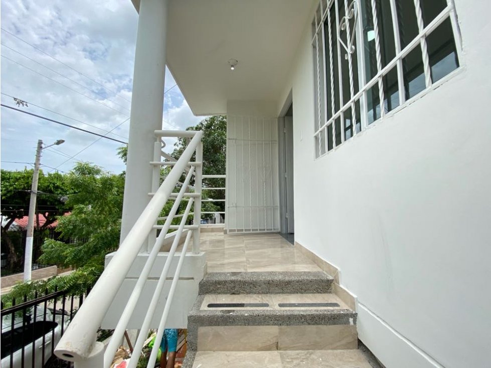 Arriendo Apartamento 2 alcobas con servicios incluidos CON AIRE — foto 3
