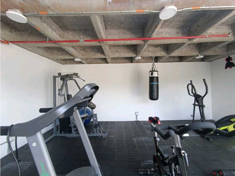 Apartamento 2 alcobas y estudio Conjunto Cerrado Niza Manizales — foto 5