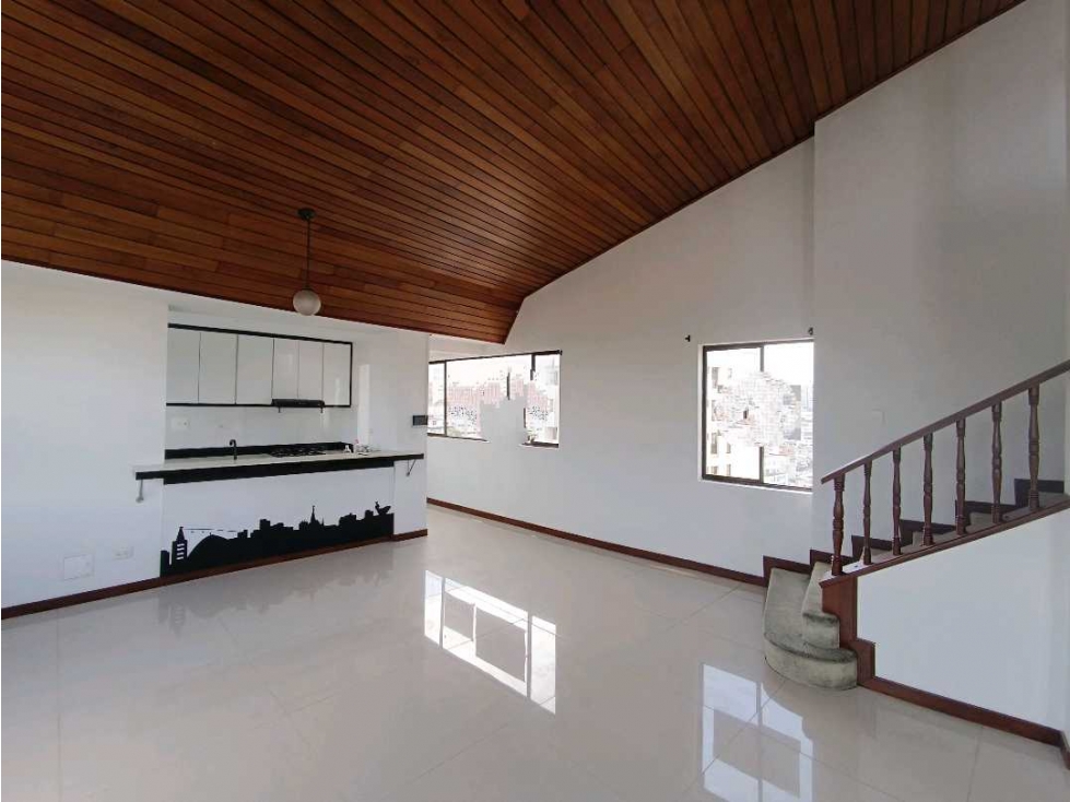 Apartamento 2 alcobas y estudio Avenida Lindsay Guayacánes Manizales