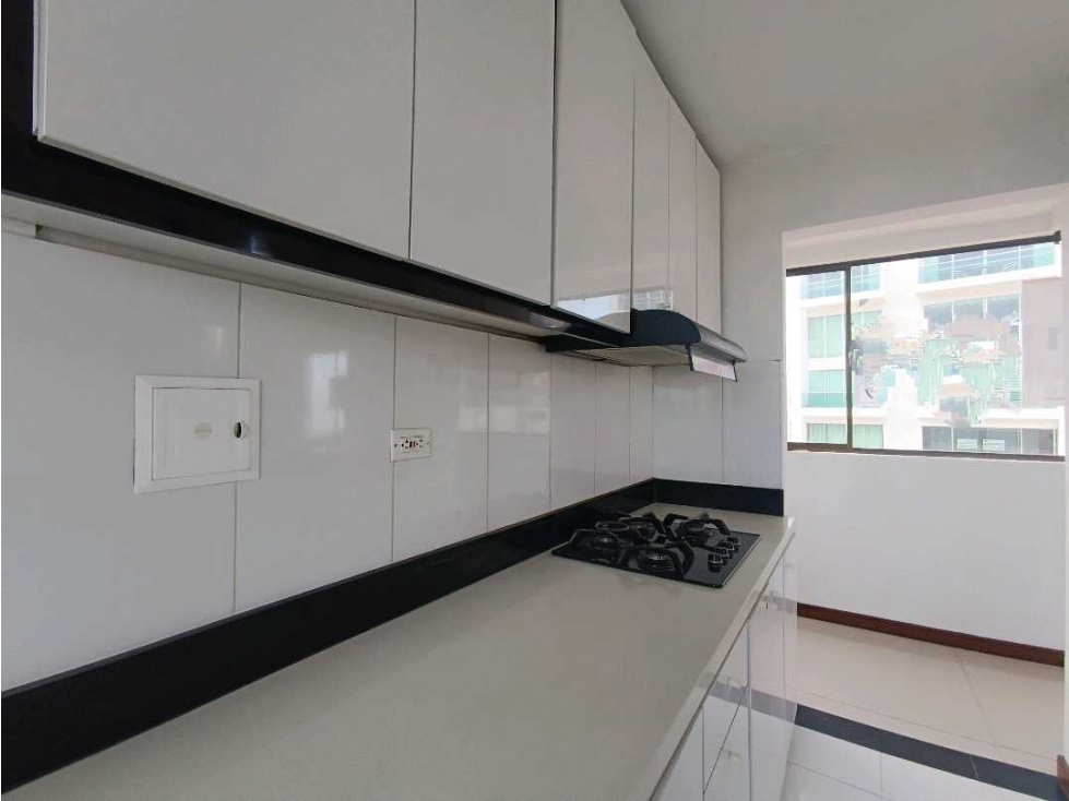 Apartamento 2 alcobas y estudio Avenida Lindsay Guayacánes Manizales — foto 3