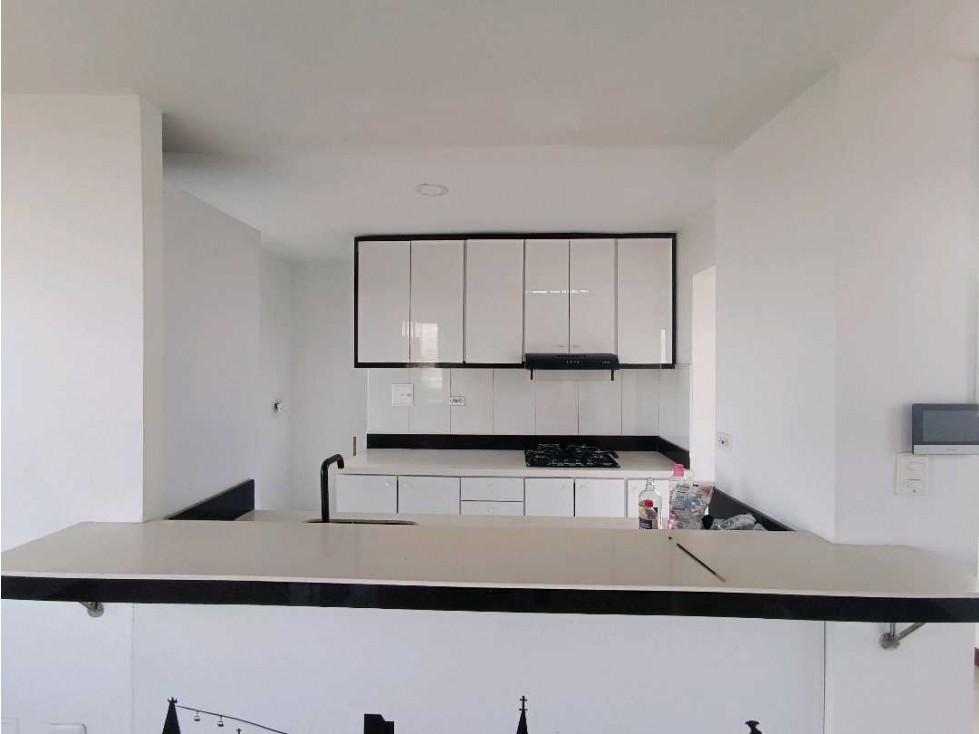 Apartamento 2 alcobas y estudio Avenida Lindsay Guayacánes Manizales — foto 6