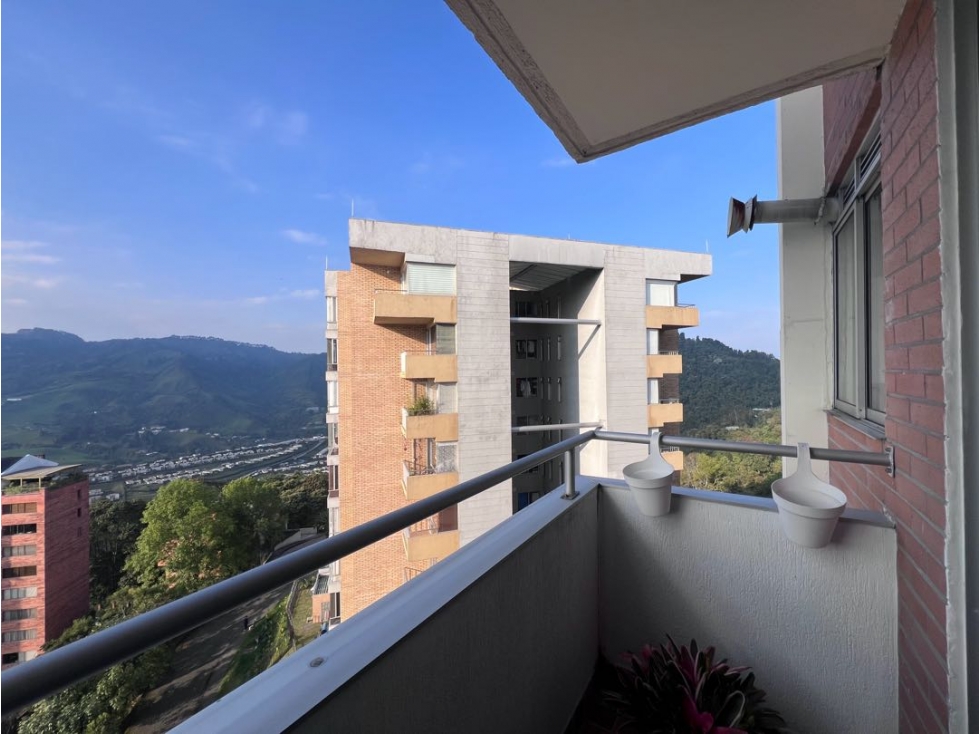 Apartamento 3 alcobas 3 balcones Tejares Manizales — foto 3