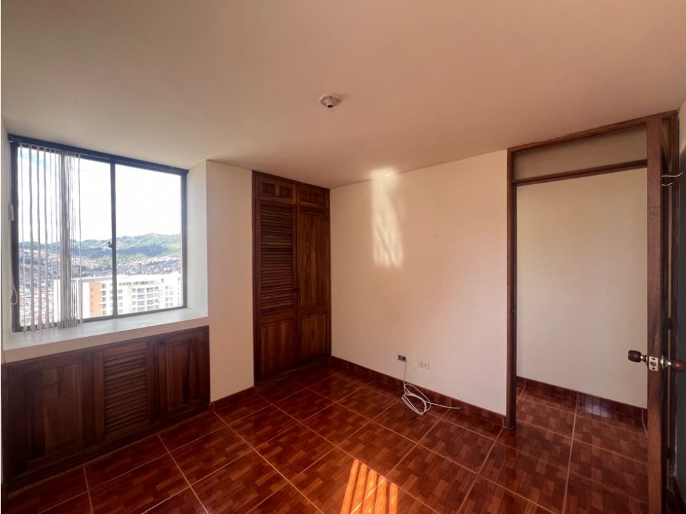 Apartamento 3 alcobas Avenida Santander El Triángulo Manizales — foto 3