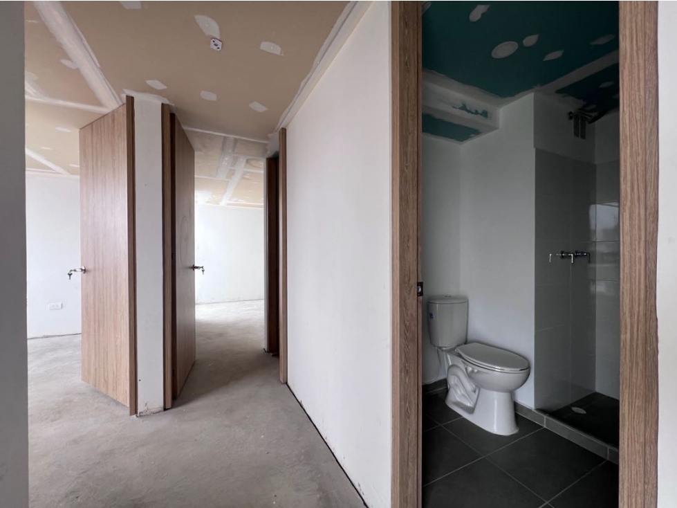 Apartamento 3 alcobas Obra Gris Habitable Avenida del Centro Manizales — foto 4
