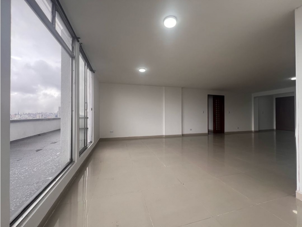 Apartamento Penthouse 3 alcobas Avenida Santander Manizales — foto 3
