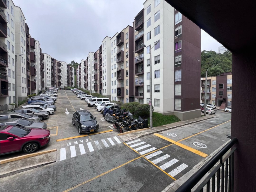 Apartamento 3 alcobas Conjunto Cerrado Niza Manizales — foto 2