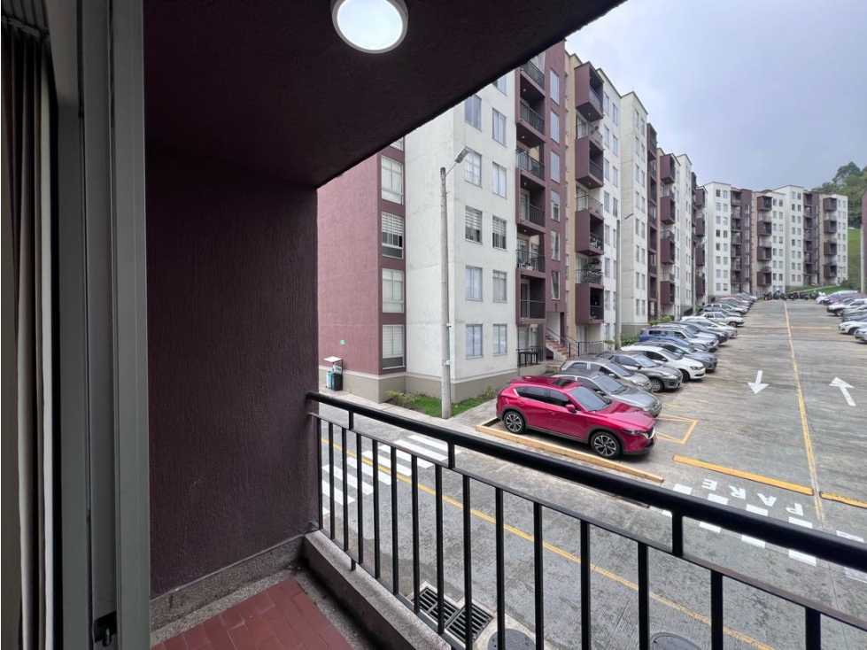 Apartamento 3 alcobas Conjunto Cerrado Niza Manizales — foto 3