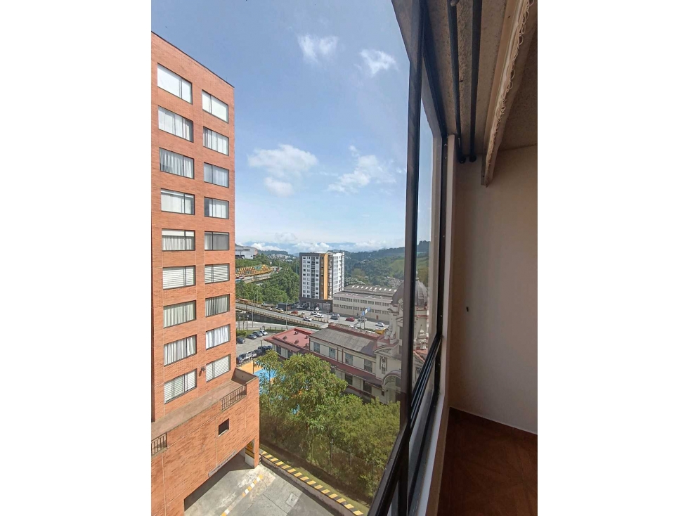 Apartamento 3 alcobas Conjunto Cerrado Avenida Santander Manizales — foto 2