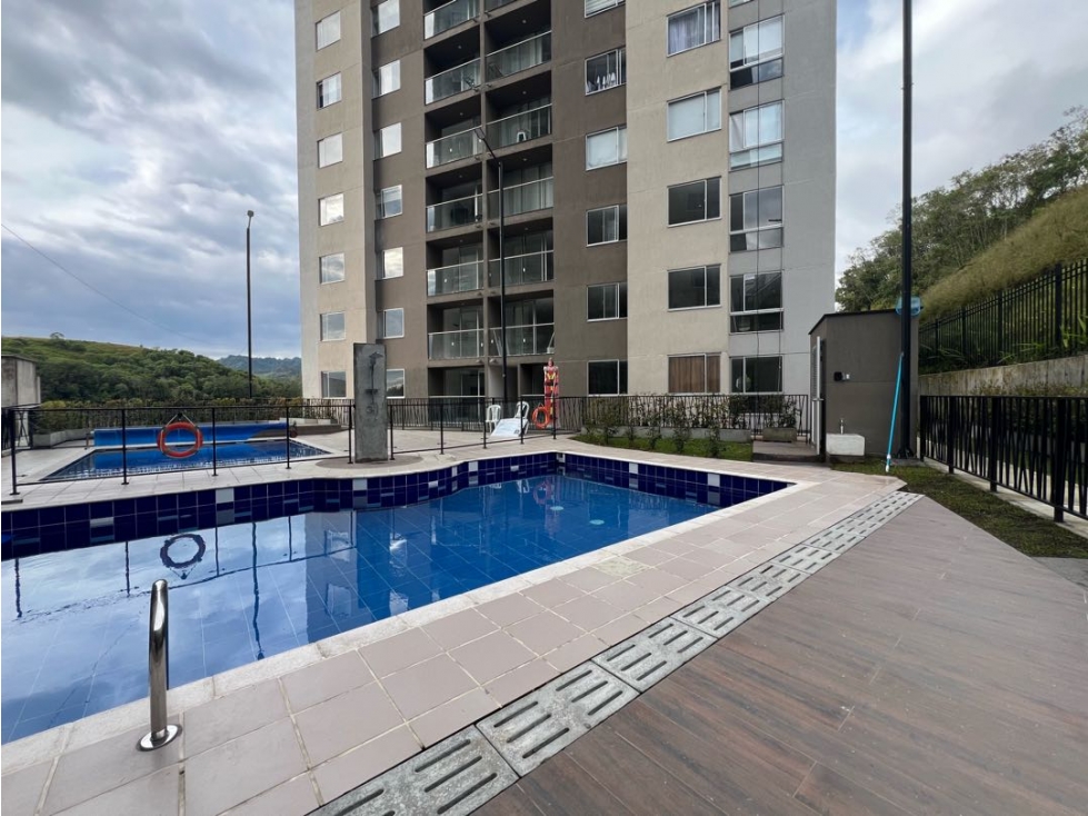 Apartamento 3 alcobas Conjunto Cerrado Niza Manizales