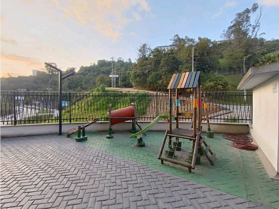 Apartamento 3 alcobas El Trébol Manizales