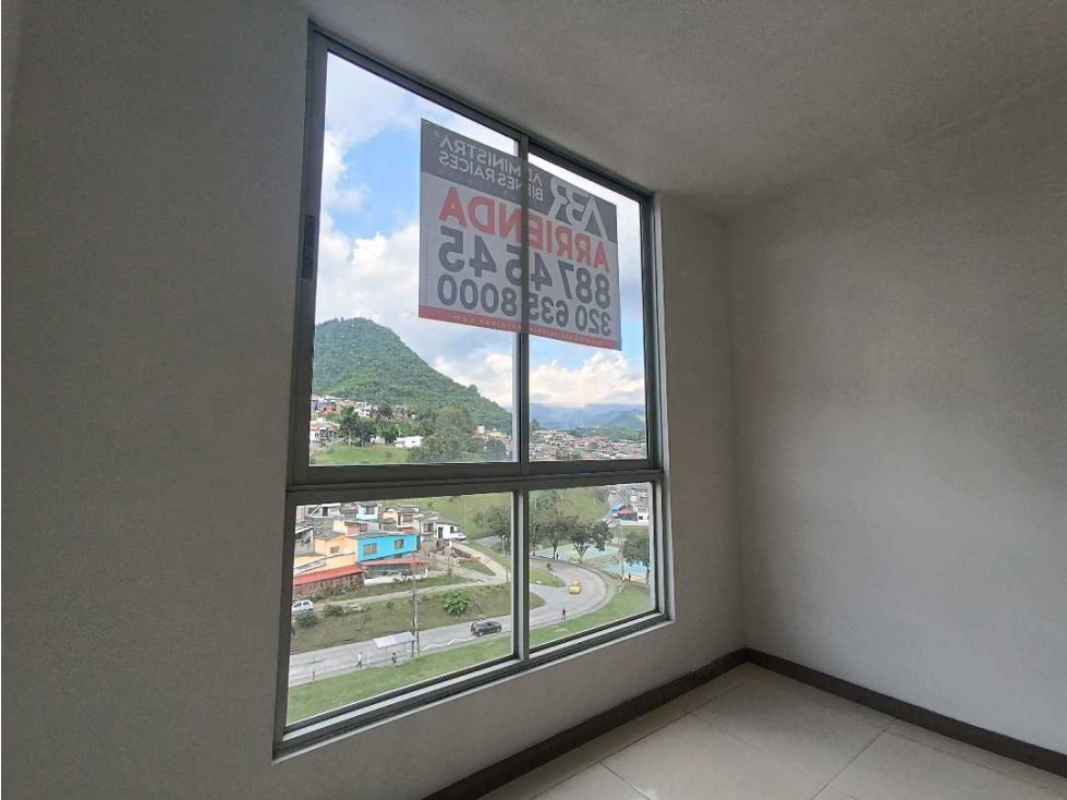 Apartamento 3 alcobas Los Cambulos Manizales — foto 2