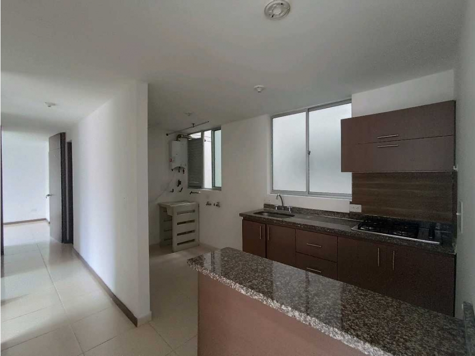 Apartamento 3 alcobas Los Cambulos Manizales — foto 4