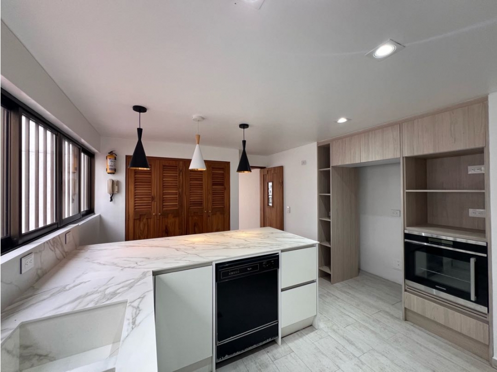 Apartamento 3 alcobas La Camelia Avenida Santander Manizales — foto 3