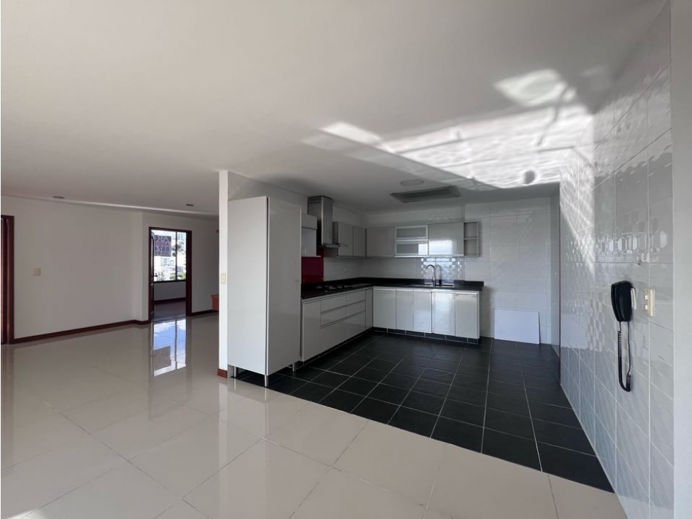 Apartamento 3 alcobas Palermo Manizales - 2