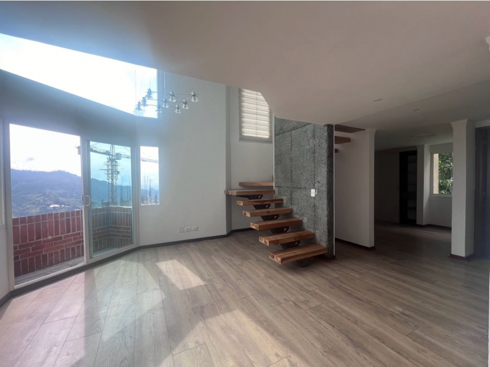 Apartamento Dúplex 3 alcobas y estudio Alto del Perro Manizales — foto 6