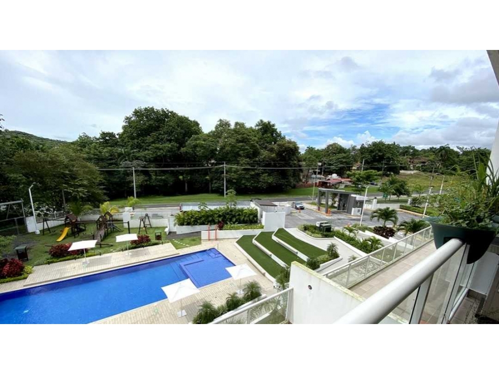 APARTAMENTO 3 RECAMARAS CLAYTON PARK II 151M2